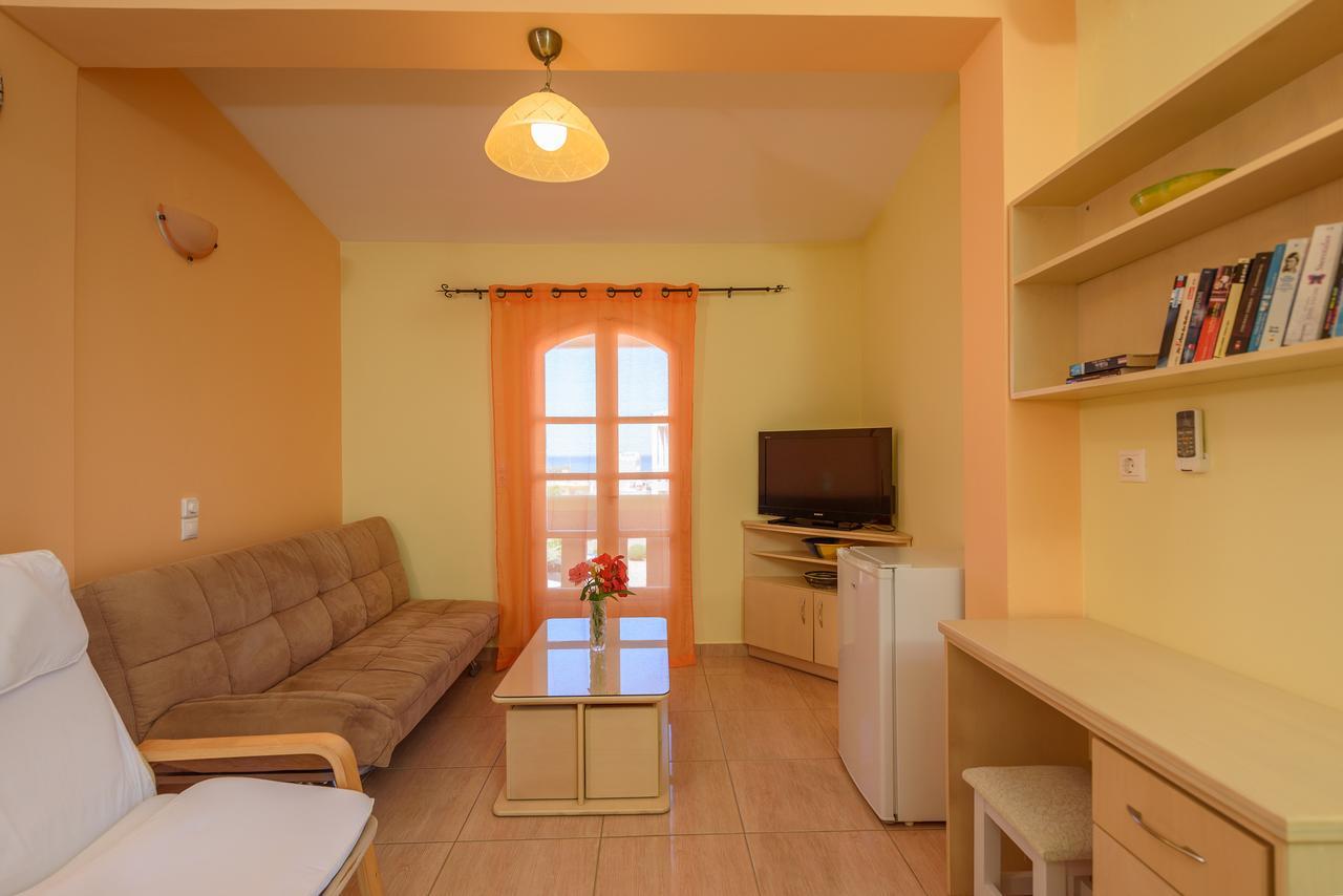 Hotel Kiklamino Kalamaki  Dış mekan fotoğraf